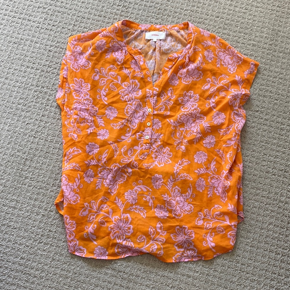 XiRena tropical loose fitting blouse